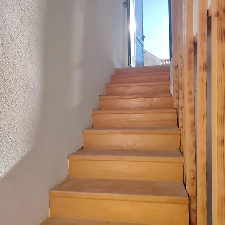 Chalet Sun And Stone